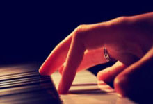 王楚钦3:2战胜林诗栋 2025首战开门红央视新闻客户端.